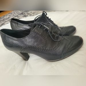 Tamaris Oxford Laced Up Heels